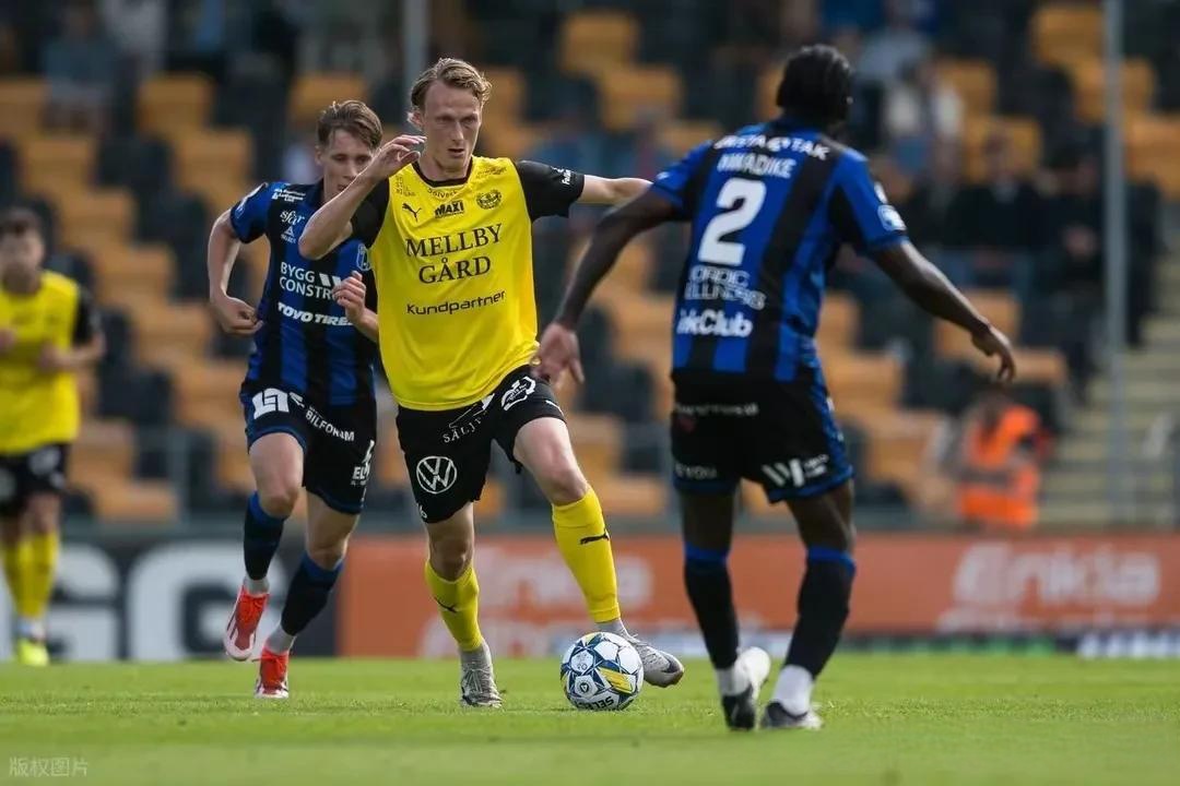 赛地聚焦:NBA总决赛集结日热度飙升,纽卡斯尔强势反弹,悬念犹存,轮换策略成焦点的简单介绍 赛地聚焦:NBA总决赛集结日热度飙升,纽卡斯尔强势反弹,悬念犹存,轮换策略成焦点的简单介绍