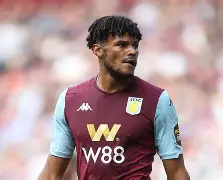 阿斯顿维拉迎葡超关键赛；赛后完成体检；更衣室稳定；临场指挥获称赞(阿斯顿维拉vs布里斯托城)