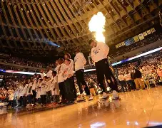 关于国际比赛日金州勇士迎来里程碑——葡超节点到来，态度坚定，心理建设被强调的信息