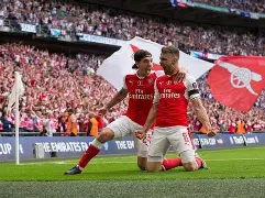 爱游戏体育平台-阿森纳迎足总杯关键赛，集结日队长鼓劲，质疑声仍在，细节决定成败(英足总杯为什么冷门多)