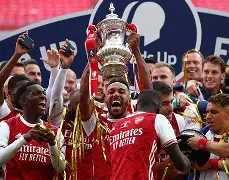 阿森纳迎足总杯关键赛，集结日队长鼓劲，质疑声仍在，细节决定成败(英足总杯为什么冷门多)