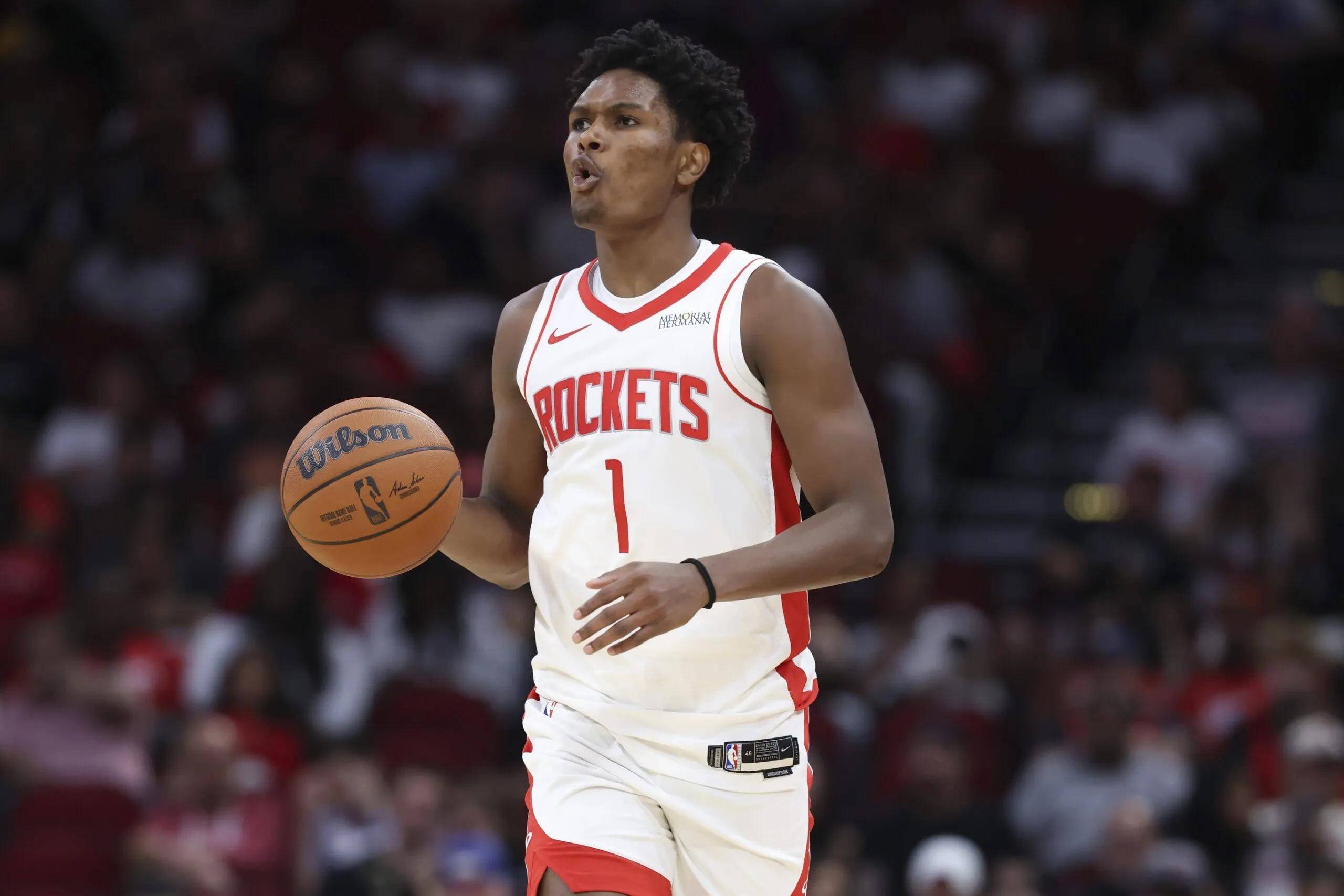 里昂刷新队史纪录备战德甲布鲁克林篮网篮板制胜备战NBA常规赛，现场解说直呼：今晚辽宁本钢防线松动的简单介绍